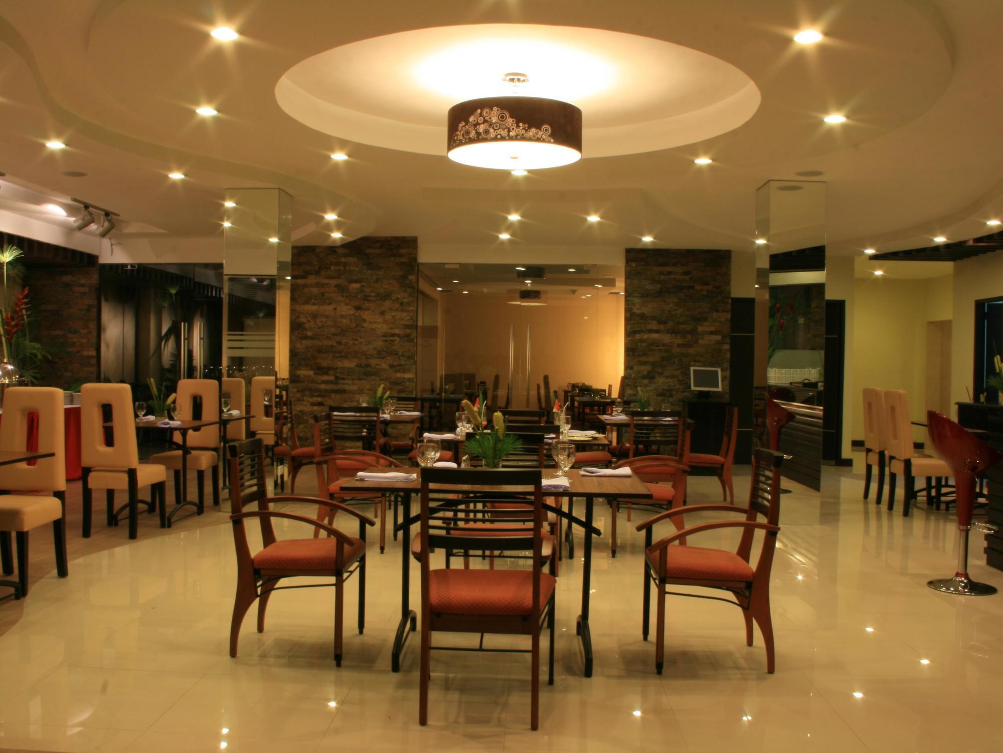 O Hotel Μπακολόντ Εξωτερικό φωτογραφία