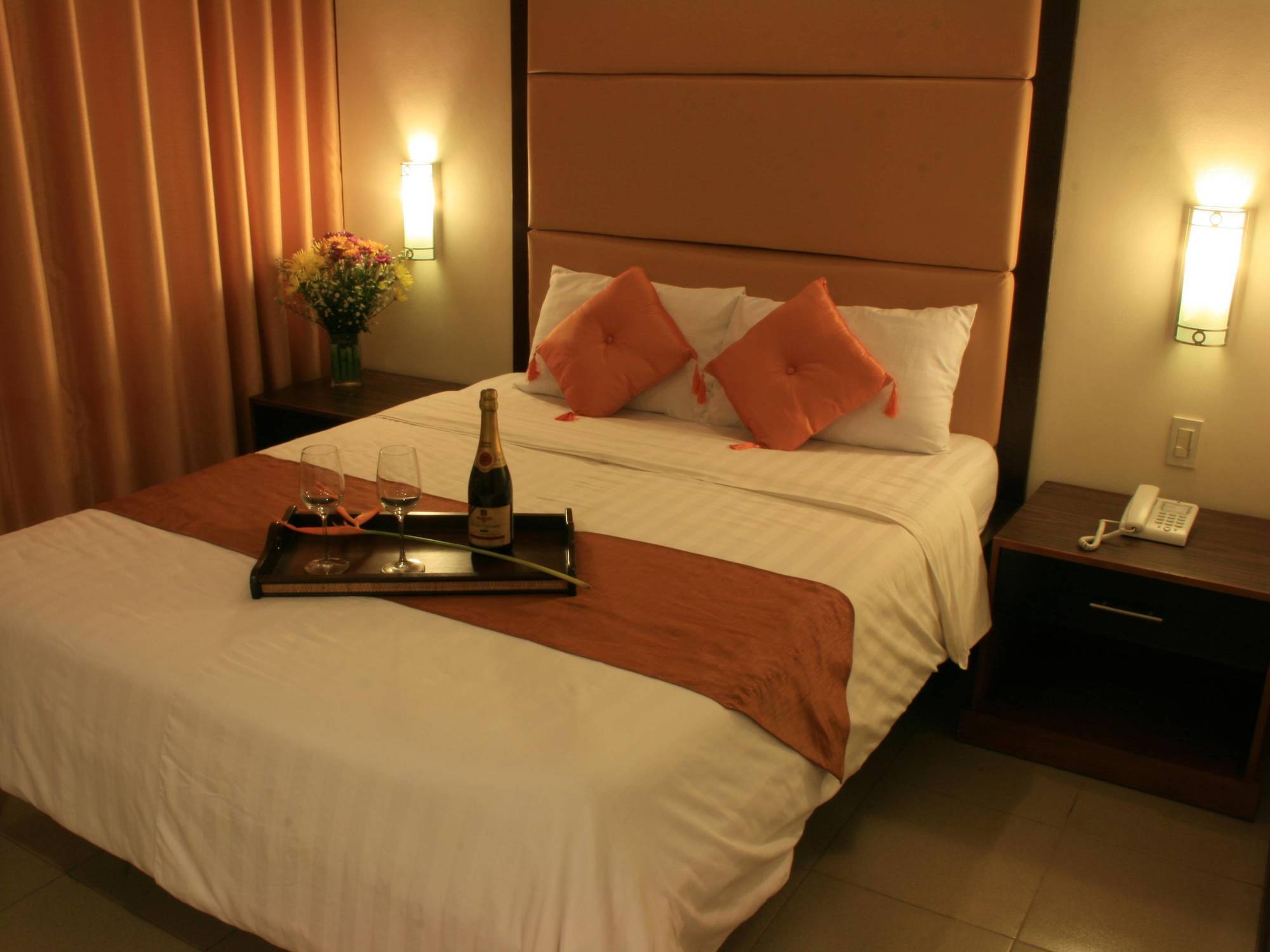 O Hotel Μπακολόντ Εξωτερικό φωτογραφία